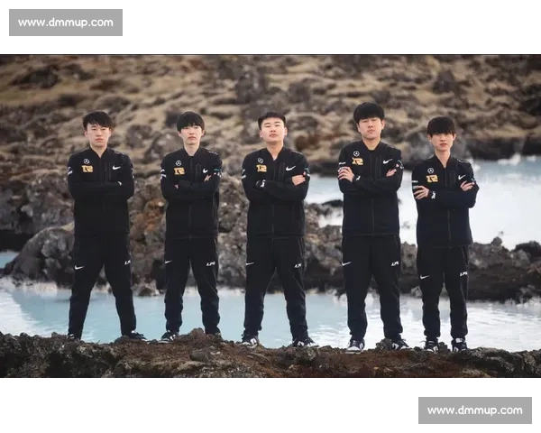 RNG战队全力出击，挑战顶级赛事巅峰，赛事背后故事揭秘与精彩瞬间回顾